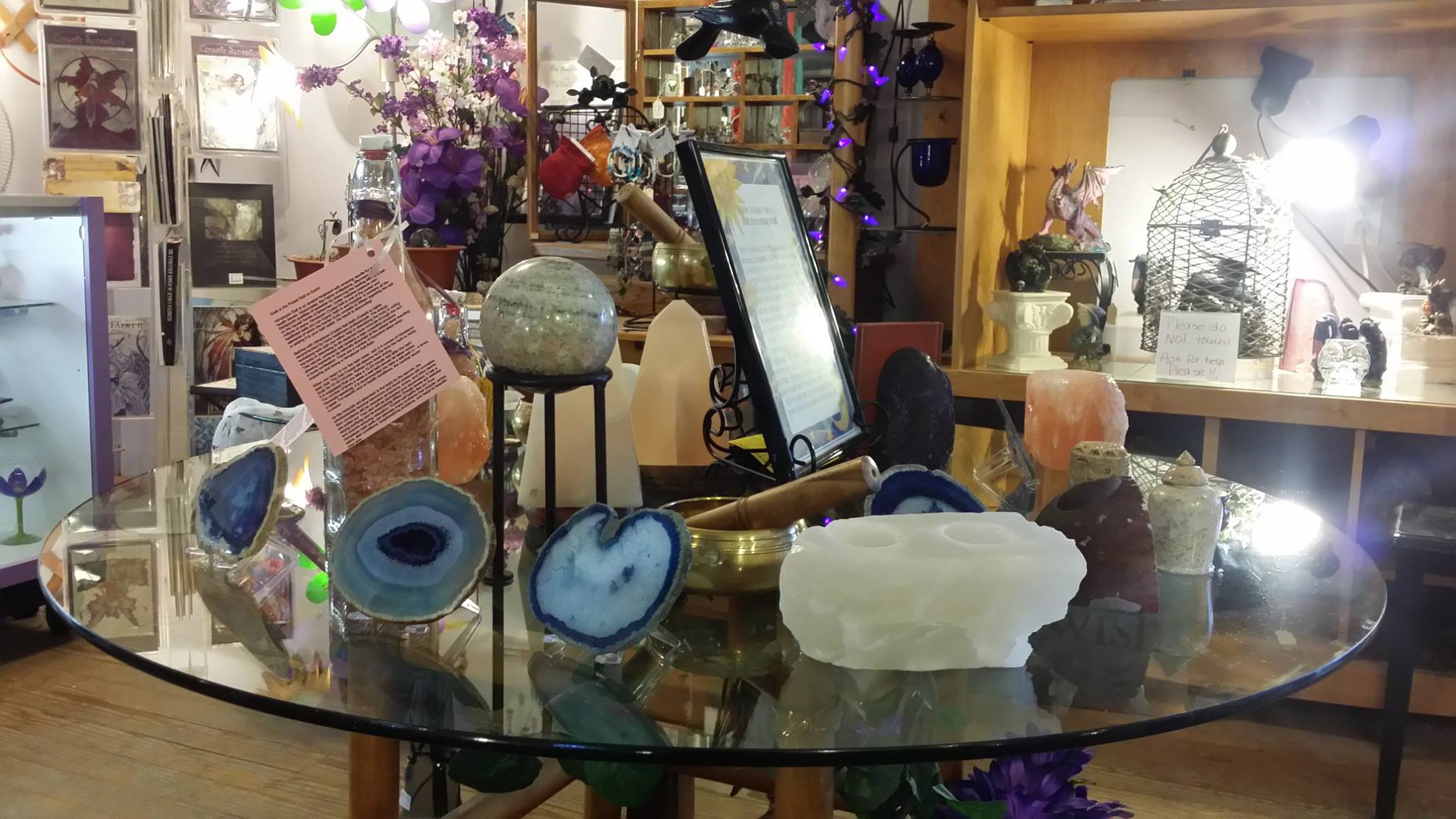 Lighting/Salt Lamps, Gift Shop Glenfield, Souvenirs